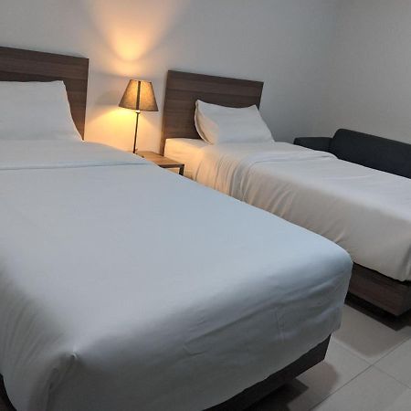 Tassana Place Chonburi Exterior foto